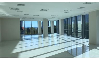 OFICINA DE 90 M2 EN COSTA DEL ESTE, TORRE BOULEVARD