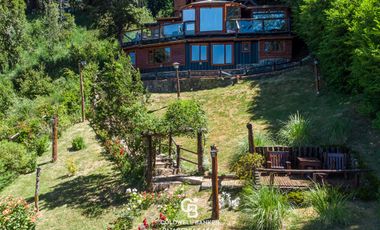 Oportunidad casa en venta con acceso a costa de lago Villa Campanario Bariloche