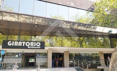 Oficina en Venta en Metro Los Leones