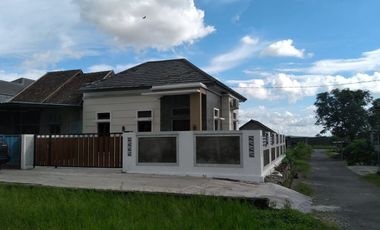 RUMAH SIAP HUNI BARU DIJUAL CEPAT DEKAT JALAN MANISRENGGO