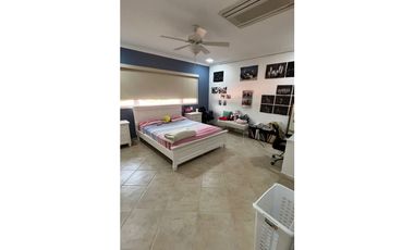 SE VENDE CASA EN COSTA DEL ESTE