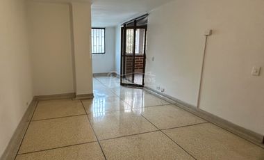 apartamento en arriendo en patio bonito. Cod A776031