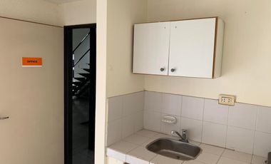 SE ALQUILA Oficina Comercial Espacio Co Working 800 m2 Centro Mendoza