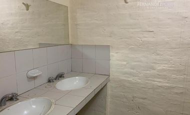 SE ALQUILA Oficina Comercial Espacio Co Working 800 m2 Centro Mendoza