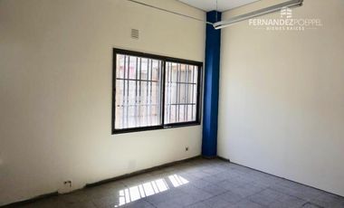 SE ALQUILA Oficina Comercial Espacio Co Working 800 m2 Centro Mendoza