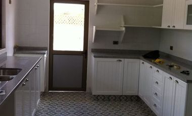 Casa en venta de 7 dorm. en Calera de Tango