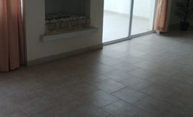 ***Casa en Renta en Villas del Castaño