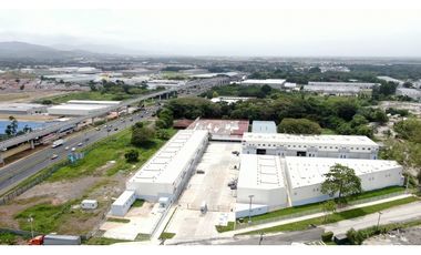SE ALQUILA BODEGA CON ENERGIA TRIFASICA | $7x mt2