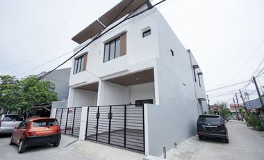 Rumah Siap KPR 15 Mnt ke Gerbang Toll Kayu Manis 1 Hadap Utara J-38632