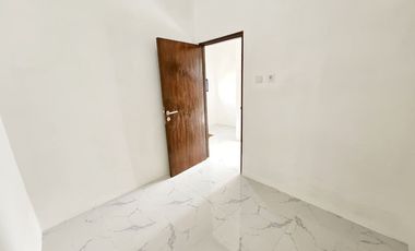 Rumah Siap KPR 15 Mnt ke Gerbang Toll Kayu Manis 1 Hadap Utara J-38632