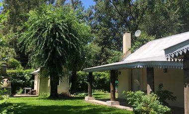 Venta - Muy buena propiedad con amplio Jardín en Los Palmares - Bayugar Negocios Inmobiliarios