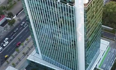 Local Comercial en Arriendo en Av Apoquindo/ Metro Manquehue