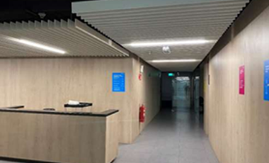 Local Comercial en Arriendo en Av Apoquindo/ Metro Manquehue