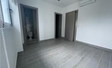 SEA CONFIABLE VENDE APARTAMENTO COSTA DEL ESTE VISTA A LA CIUDAD