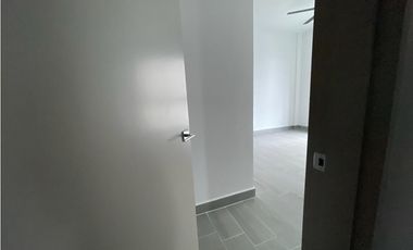 SEA CONFIABLE VENDE APARTAMENTO COSTA DEL ESTE VISTA A LA CIUDAD
