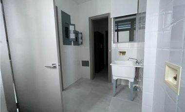 SEA CONFIABLE VENDE APARTAMENTO COSTA DEL ESTE VISTA A LA CIUDAD