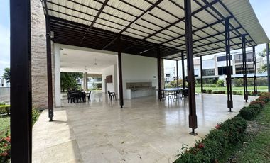 lote en venta en las mercedes. Cod V5143
