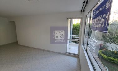 COD. 957 - SE ARRIENDA APARTAMENTO - BARRIO:  ALTOS DE CAÑAVERAL CAMPESTRE