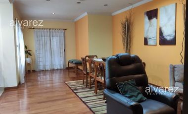 Casa  10 Ambientes Venta Caseros Ideal 2 Familias