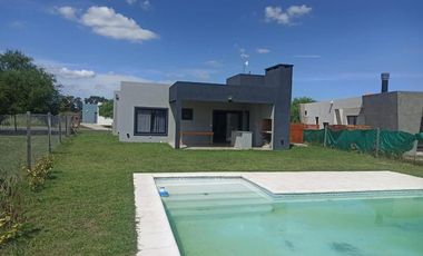 Casa amueblada en San Ramiro Pilar del Este