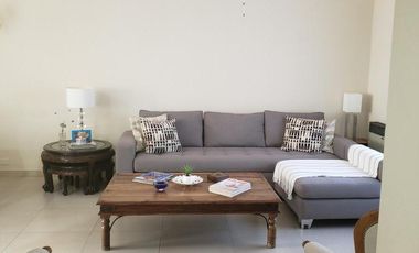 Impecable casa de categoría  reciclada a nuevo de 3 dormitorios en Olivos