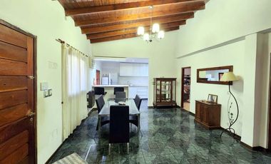 Chalet en venta en Longchamps