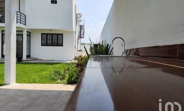 Casa Campestre en Venta, Las Minas, Coatepec, Veracruz.