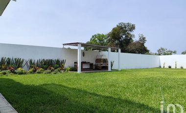 Casa Campestre en Venta, Las Minas, Coatepec, Veracruz.