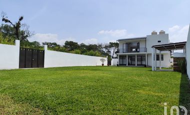 Casa Campestre en Venta, Las Minas, Coatepec, Veracruz.