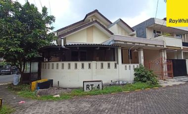 Disewakan Rumah Semi Furnish di Jl. Rungkut Mapan Barat