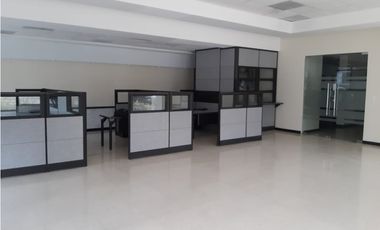 LOCAL 1200M2 ESQUINA CALLE 50 AV. AQUILINO DE LA GUARDIA