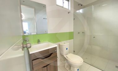 Apartamento duplex en San Antonio, frente a la terminal de transporte, Montería