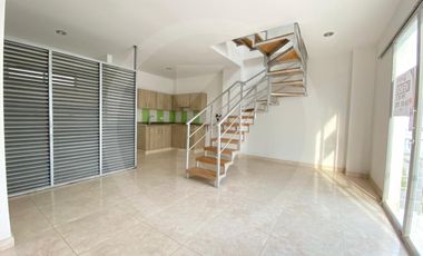 Apartamento duplex en San Antonio, frente a la terminal de transporte, Montería