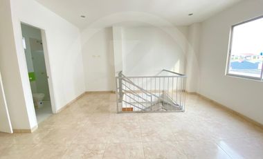 Apartamento duplex en San Antonio, frente a la terminal de transporte, Montería