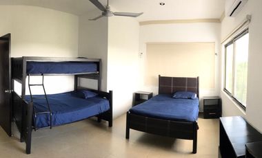 Casa en renta en Telchac puerto con alberca/ 3 habitaciones