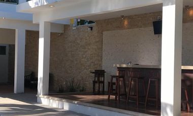 Casa en renta en Telchac puerto con alberca/ 3 habitaciones