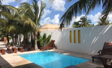 Casa en renta en Telchac puerto con alberca/ 3 habitaciones