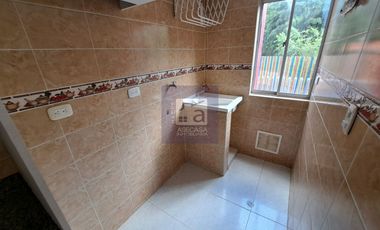 COD. 3416 - SE ARRIENDA APARTAMENTO - BARRIO: SAN ANTONIO CARRIZAL