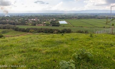 EN CONDOMINIO LAGOS DE MARACAIBO SE VENDE LOTE. Cod V5662