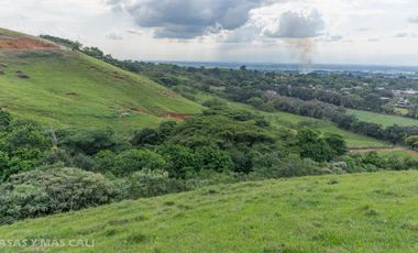 EN CONDOMINIO LAGOS DE MARACAIBO SE VENDE LOTE. Cod V5662