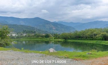 EN CONDOMINIO LAGOS DE MARACAIBO SE VENDE LOTE. Cod V5662