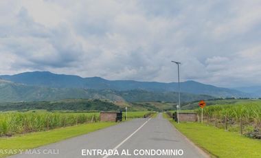 EN CONDOMINIO LAGOS DE MARACAIBO SE VENDE LOTE. Cod V5662