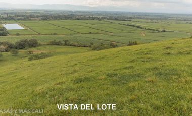 EN CONDOMINIO LAGOS DE MARACAIBO SE VENDE LOTE. Cod V5662