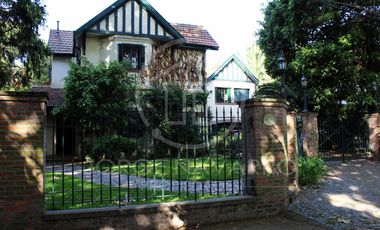 Único Chalet Estilo Ingles - San Andres - General San Martín