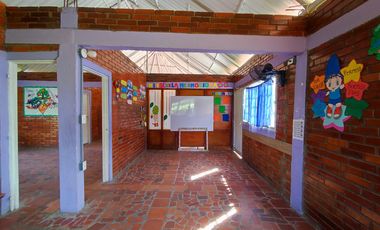 casalote en venta en via portico. Cod V29428