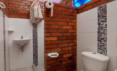 casalote en venta en via portico. Cod V29428