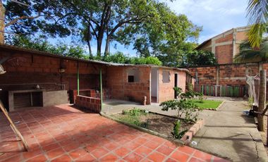 casalote en venta en via portico. Cod V29428