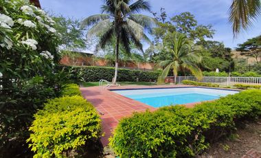 casalote en venta en via portico. Cod V29428