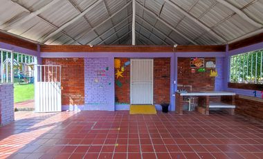 casalote en venta en via portico. Cod V29428