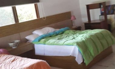 Venta Casa tipo Mansión Urbanización El Rio con Piscina y vista al Lago